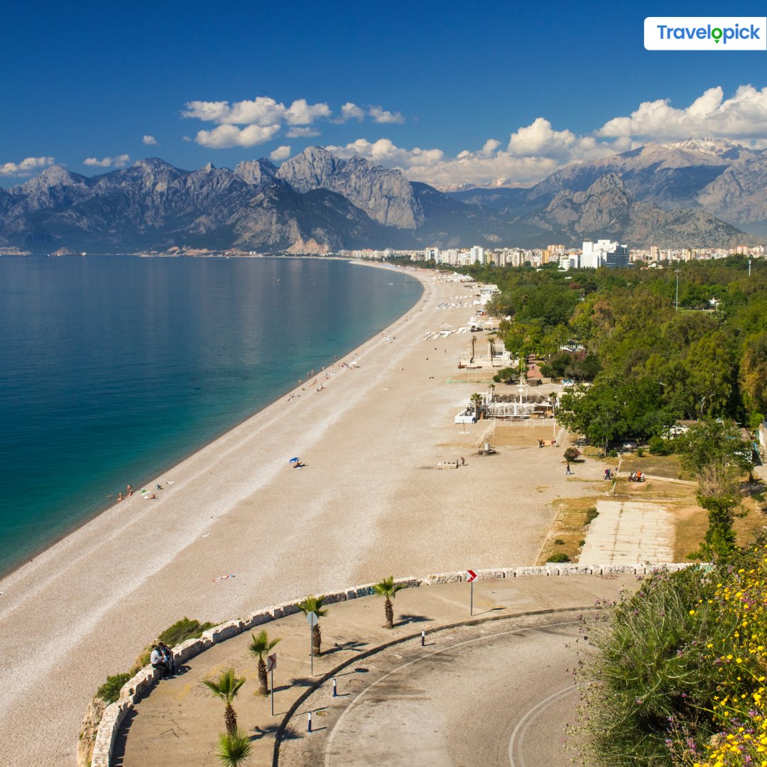 travelopick's tweet image. Antalya is much more than just a gateway to the Turkish Riviera. Antalya is an enchanting city filled with historic gems and surrounded by hazy-blue mountains on one side and soft-sanded beaches on the other.

#antalya #antalyaturkey #antalyabeach #turkey #turkeyvacation