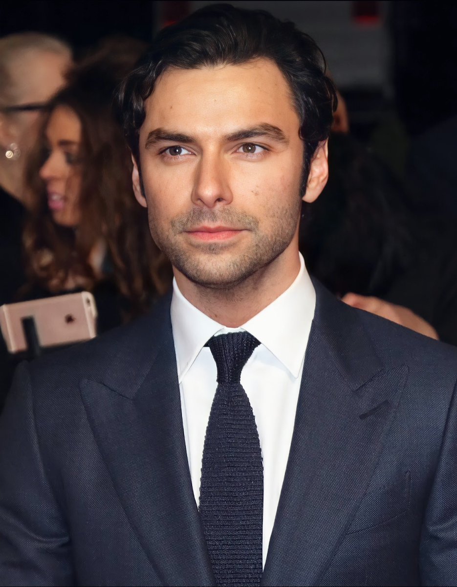 On this day 2022 i posted this…have a great #WhiteShirtWednesday.. worth another look maybe 🥰 #AidanTurner  winner Radio Times Reader Award 2017…#AidanCrew 😍