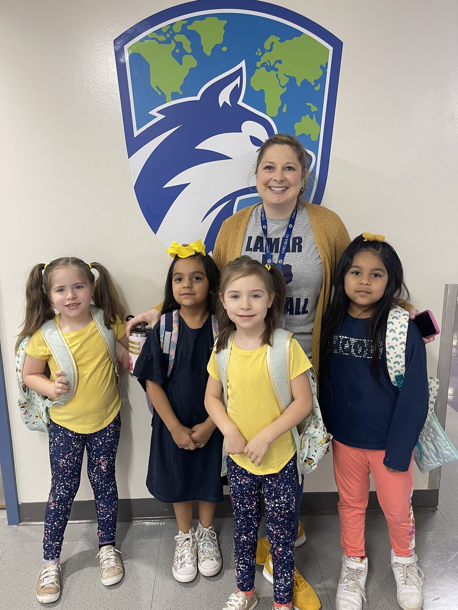 WimbishWorld's tweet photo. WWLA ππ Wimbish WLA students and staff are encouraged to wear navy blue and gold in support of Lamar HS
#loveforlamar
#wolveshowling https://t.co/WB31BM4KjM
