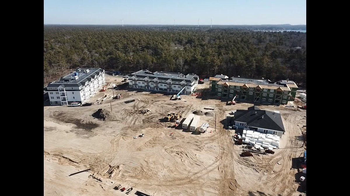 DakotaPartners_'s tweet photo. Thank you International Framers for these great aerials of our new community, Woodland Cove in Wareham! #DakotaDevelopments #CreatingHousingThatMatters #affordablehousing #LIHTC #PassiveHouse #aerialphotography https://t.co/lDIj9bmVRr