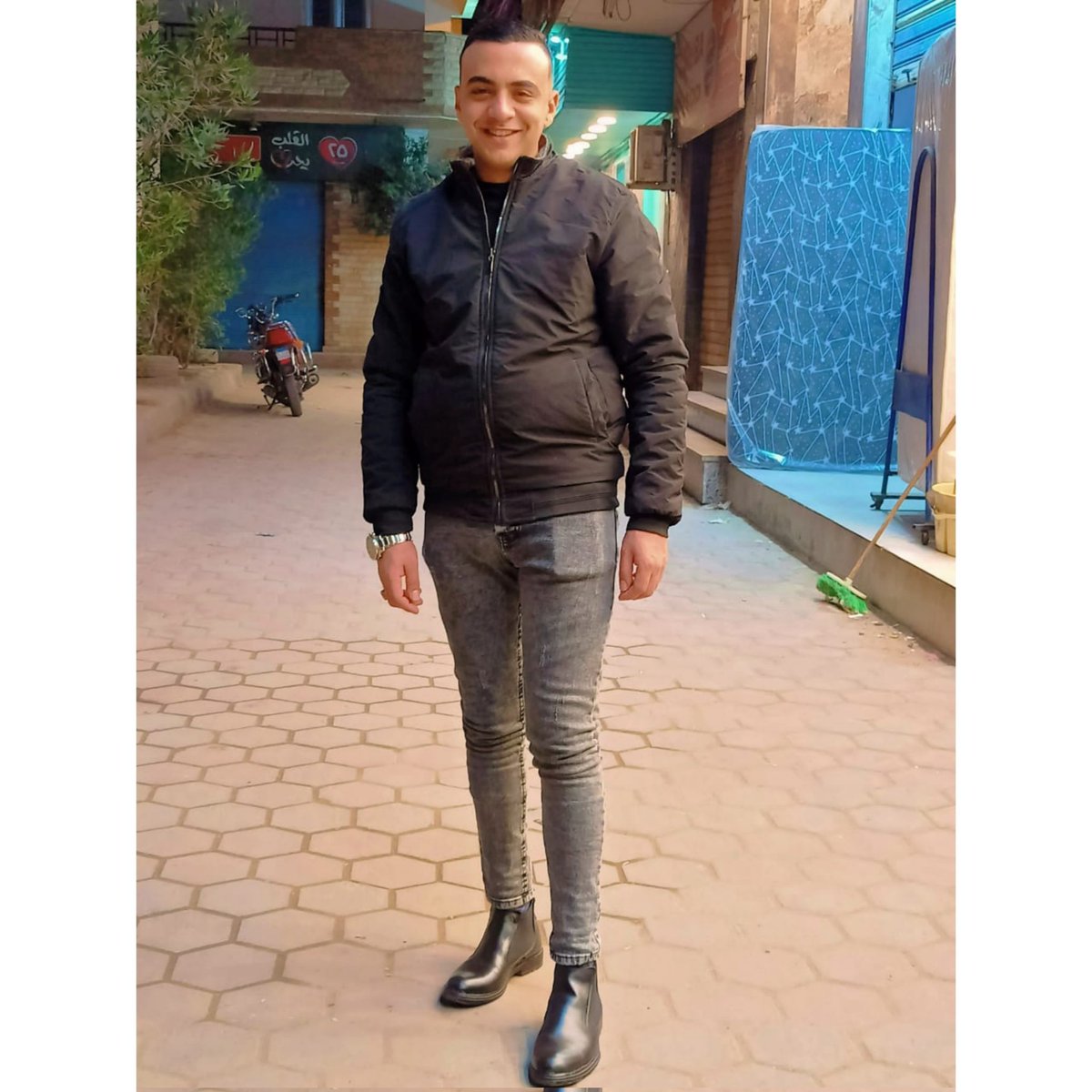 Mostafa20994615's tweet photo. رمضان مبارك عليكم كل سنة وأنتوا طيبين ♥️♥️🌙
🌸 𝐑𝐀𝐌𝐀𝐃𝐀𝐍  𝐊𝐀𝐑𝐄𝐄𝐌 ✨ https://t.co/iYMxEAJPfN