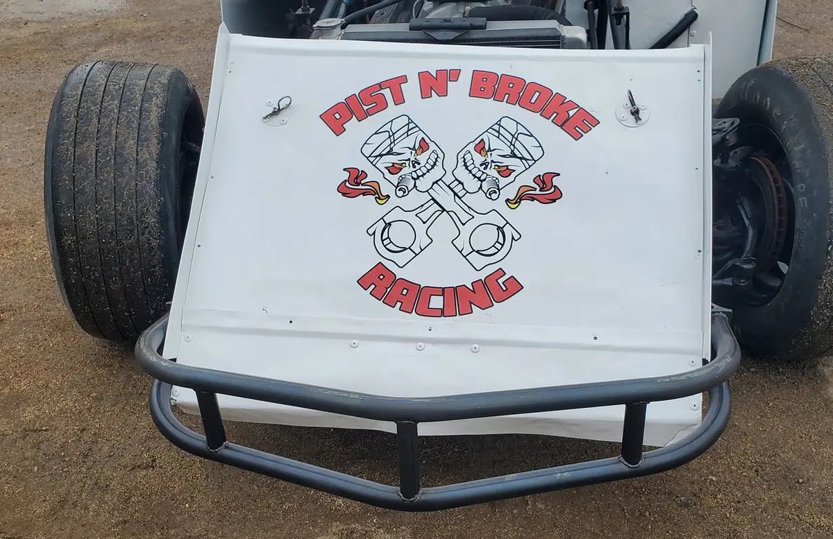 BFanning_96's tweet photo. I'd also like to give a thanks to the special people helping us year in year out! Thank you to..
My Dad, Momma, Grandpa, Girlfriend, Ethan Stuckwisch, Eddy Ross. As well as a thank you to anyone who comes out to the track, supporting the #96F! 

2/2 https://t.co/ixJJbrUZNR