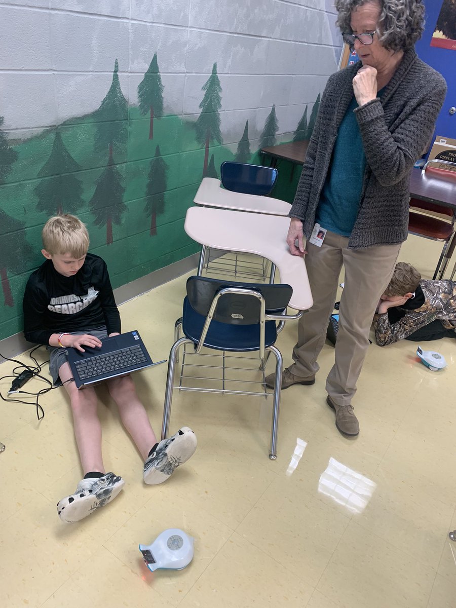 brianlynn78's tweet photo. Working on some coding in EXPO this morning! https://t.co/mSCifk6bAX