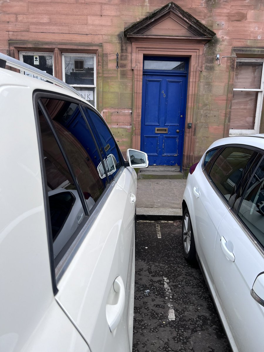 Scott Hunter tweet media