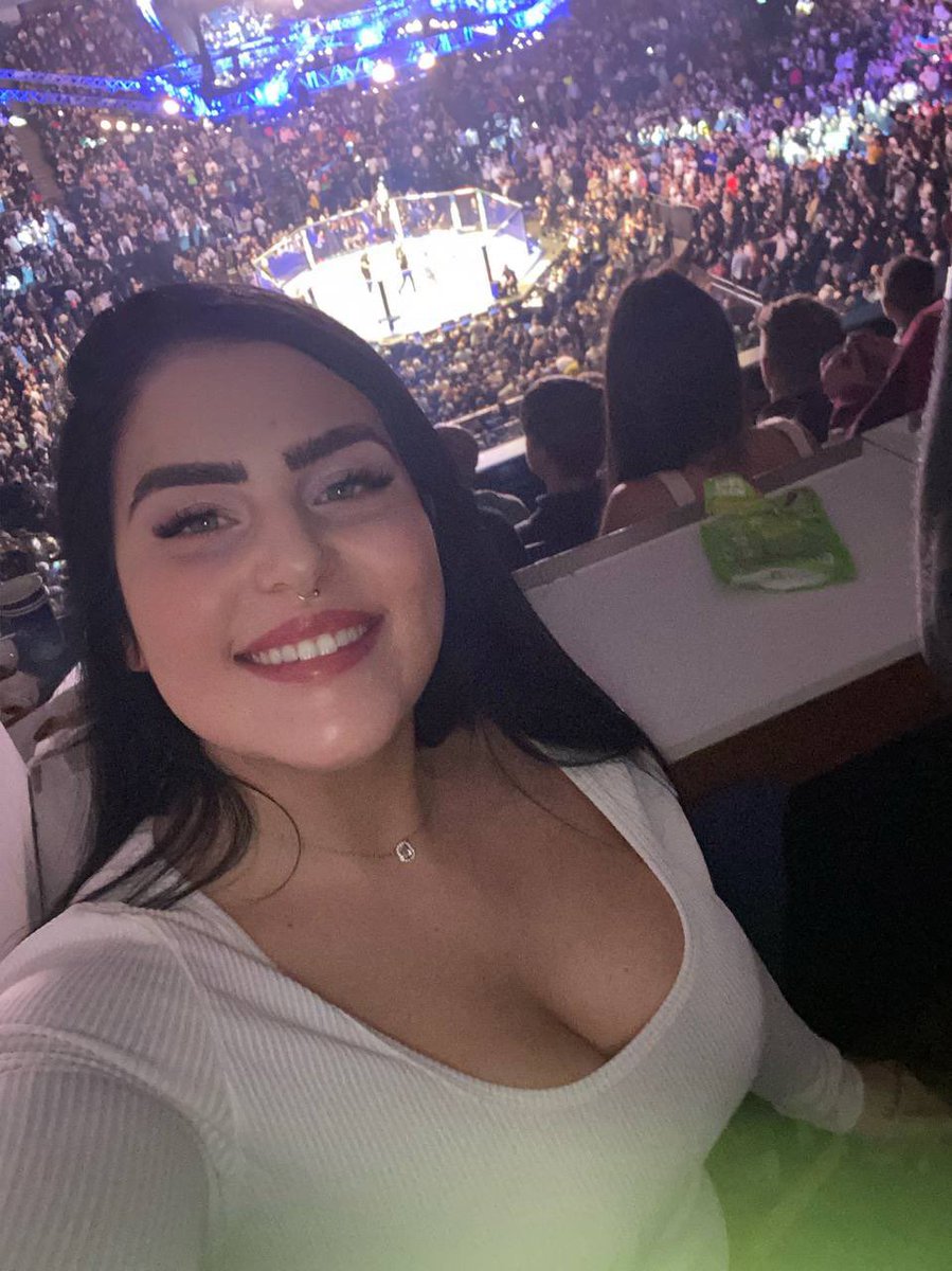 Lucy tweet media