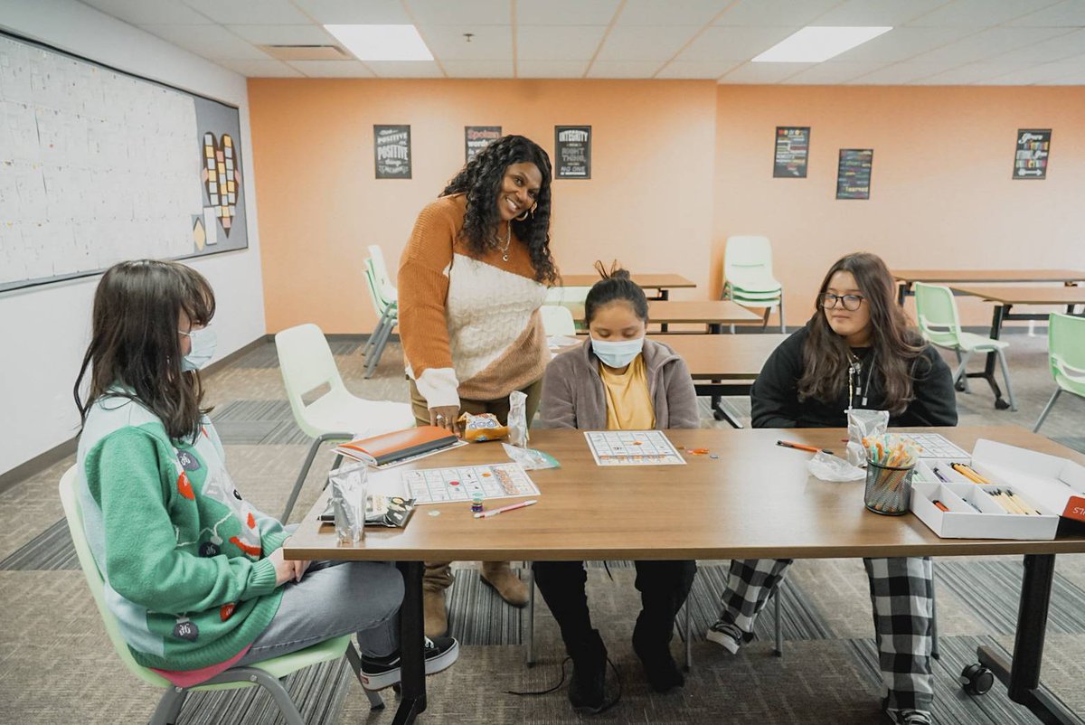GEMSLVNV's tweet photo. Every student at Girls Empowerment Middle School is known, seen, and cared for by our devoted staff. Join Us for 2023/24! https://t.co/Yp13yVvSxQ https://t.co/3gM2rDzQIZ