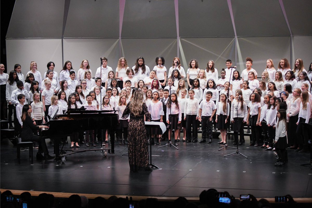 Weeks after our District Honor Choir concert, we're still smiling! Gorgeous choral music, brilliant conductors, three choirs, 170 auditioned student singers, and a standing-room-only audience? Can't ask for anything more! #choir 

Debut Honor Choir, photo credit: Lisa Shadburn