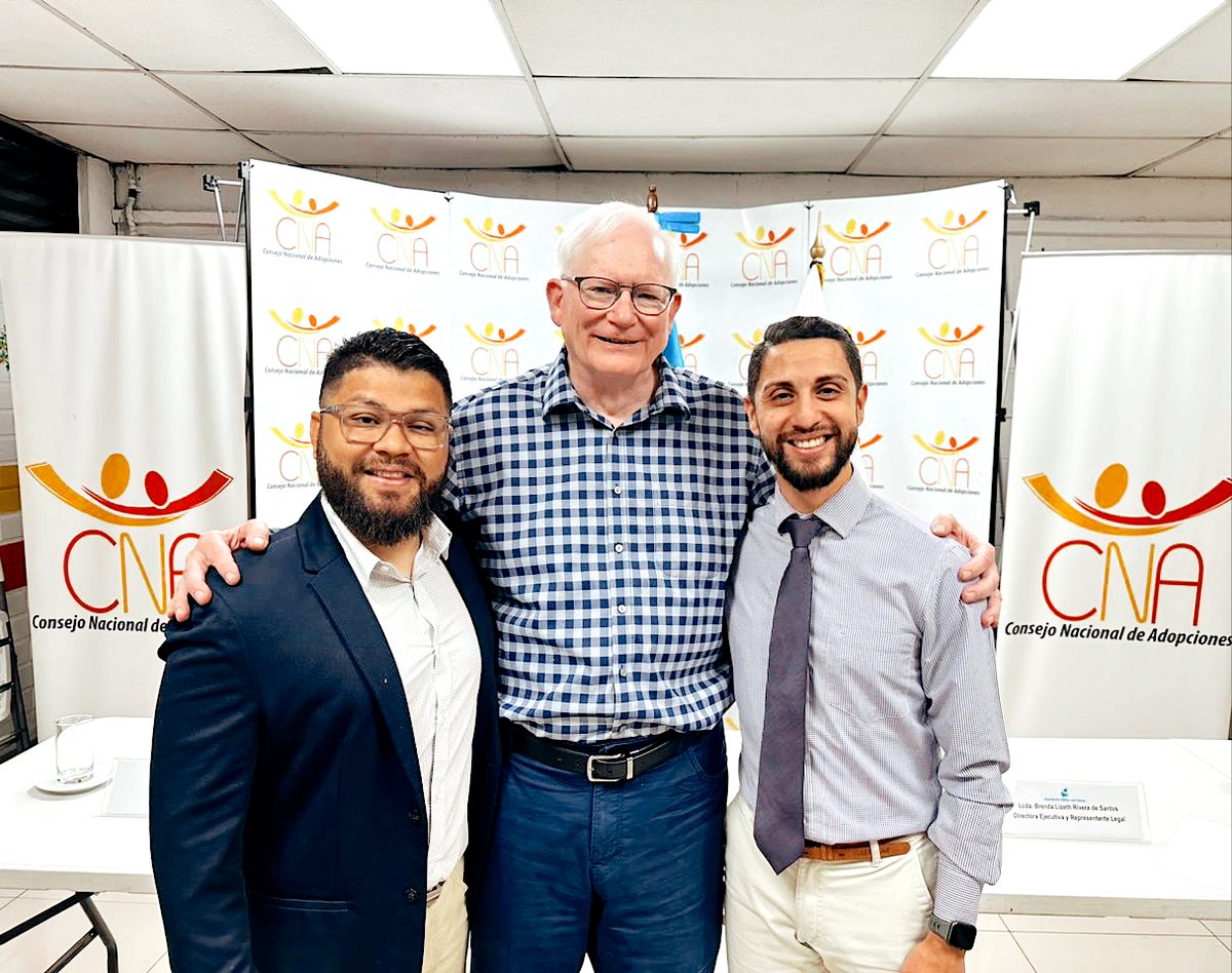 The BEB Guatemala team met with CNA as they signed an agreement to further the work of CFS in their country. During the same meeting, they had the privilege to meet with one of our board members and partners, Mike Douris, Founder of Orphan Outreach.