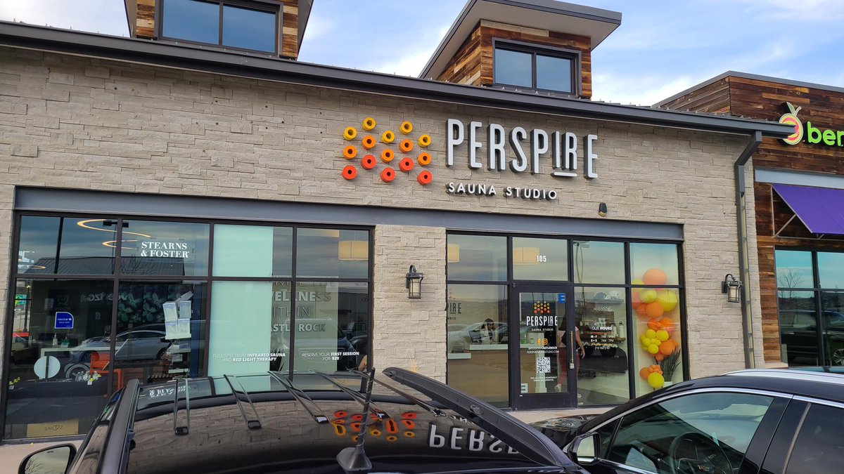 GreyhawkSigns's tweet image. Looking to spruce up your window or communicate something with your customers? 

Greyhawk signs has many services, including vinyl for your storefront!

#Denversigns #WindowVinyl #smallbusiness