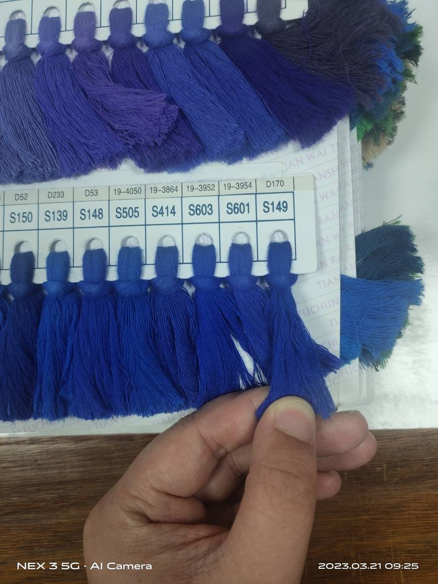 IPutTheHoodOn's tweet photo. Them Colored Socks On The Way #MunnyMade https://t.co/MwBhTznNDK