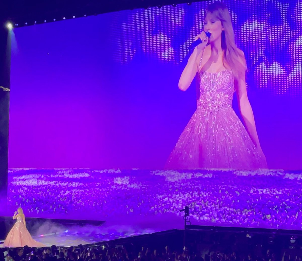 I wrote about Saturday's <a href="/taylorswift13/">Taylor Swift</a> Eras Tour concert in Glendale &amp; facing our own eras on the page. Photo: Taylr Scott @tayylr13 writingismydrink.com/2023/03/20/wha… #WritingCommunity #TaylorSwiftErasTour #TaylorSwiftTheErasTour #memoir
