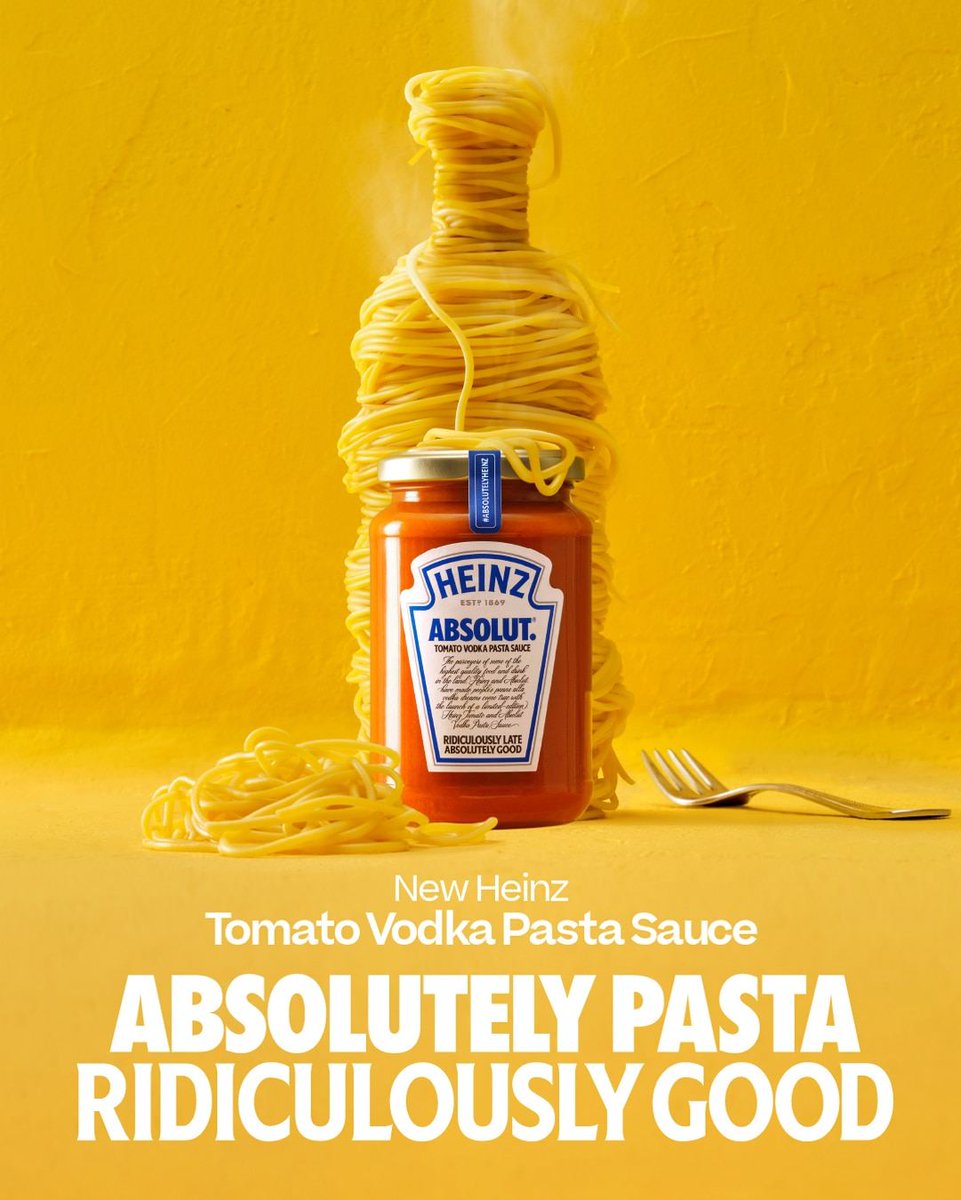 ReasonWhy's tweet photo. La campaña de Absolut, una de las más icónicas de la historia, homenajeada en los anuncios de la salsa que han creado Heinz y la marca de vodka.

El producto se vende en Reino Unido y la creatividad es de Wunderman Thompson España 

|| Más info 👉🏽 https://t.co/gsx7GF5iTg https://t.co/WVxL5QXcJ5