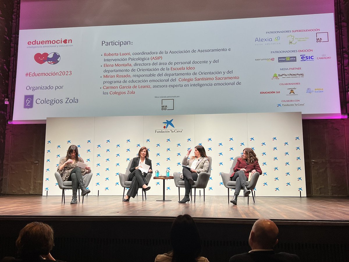 Representando al Colegio en el VII Congreso #Eduemoción2023 en <a href="/CaixaForum/">CaixaForum</a> Mirian Rosado nuestra Responsable de Educación Emocional interviene en una mesa redonda sobre Convivencia Escolar