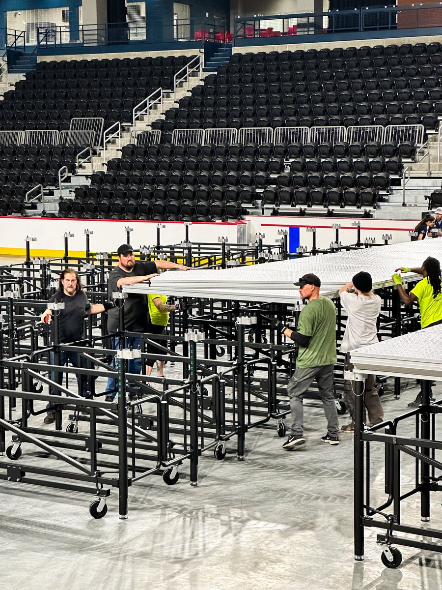 FMBankArena's tweet photo. The stage has been set here in Clarksville...we can't wait for the summer!
#fmbankarena #clarksvilletn #visitclarksville #summer2023 https://t.co/WjYjozBygE