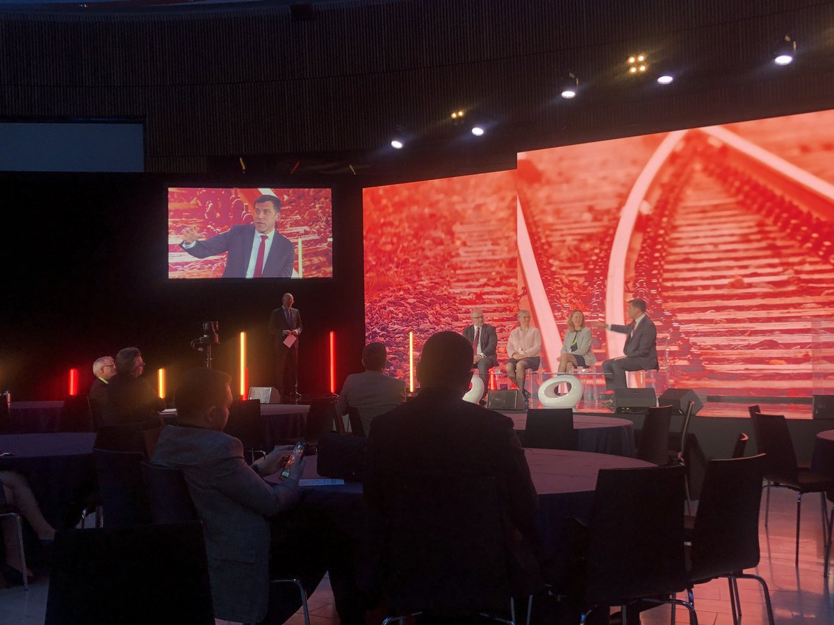 Divizend tweet media