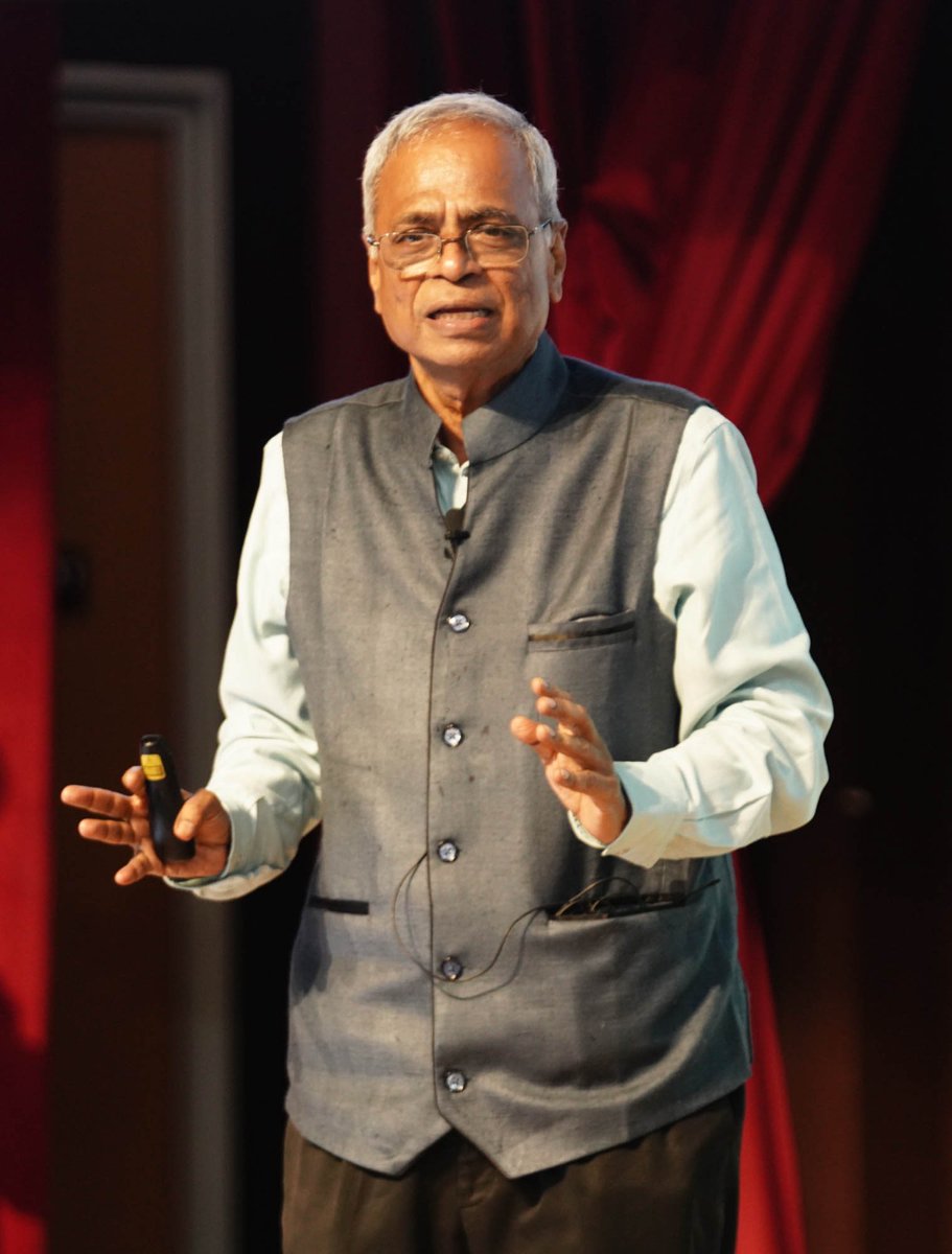 Manothangaraj's tweet photo. Delighted to be a part of Umagine Chennai's curtain raiser at IIT Research Park. The event was an insightful one with a presentation about Tamil Nadu's tech potential and global cooperation.
#TamilNaduIT #Techforcommonman #UmagineChennai
#IITResearchPark https://t.co/6MhT5HMUeE