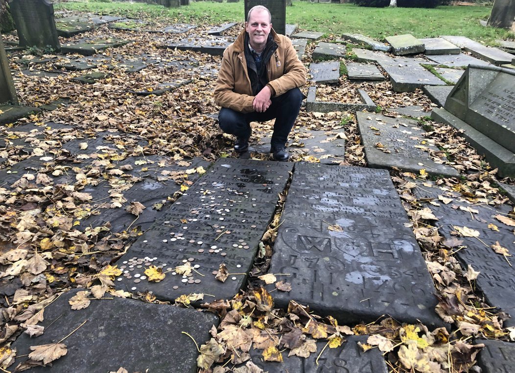 The_Dalesman's tweet image. Goldfinger’s Downfall 
Mick Smith chats with Steve Hartley about his notorious Yorkshire forefather; and unfurls an incredible story of #yorkshire #Crime.

shop.dalesman.co.uk/the-yorkshire-…
#coiners #history #YorkshireCrime #yorkshire #yorkshirehistory #historic #historical #dalesman