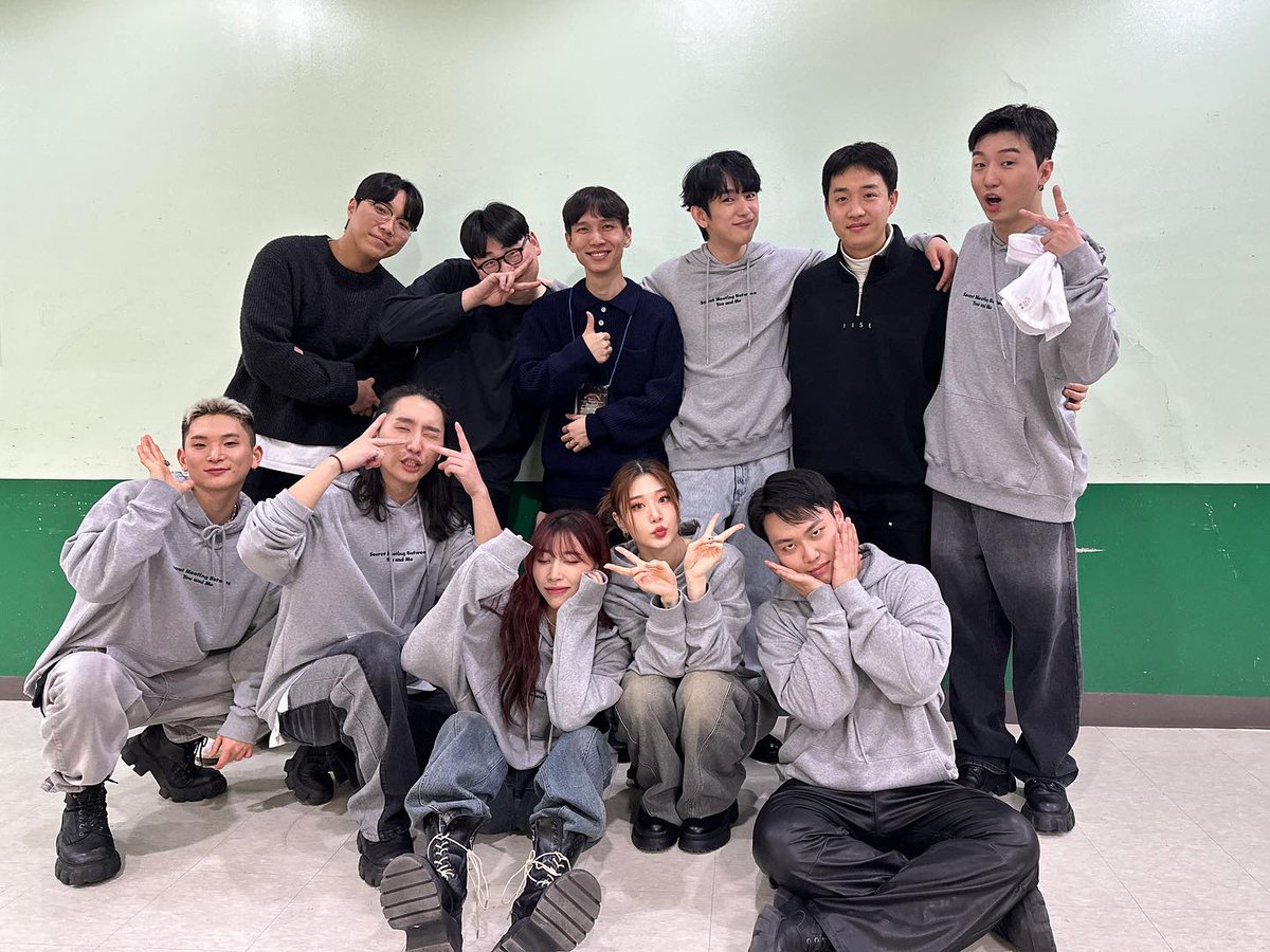 ParkJinyoungArg's tweet photo. IG|06.03.23| post de @.zzurulee

“¡¡Es tarde, pero de Seúl a Taiwán!! La gira terminó feliz y feliz ♡ #박진영 #GOT7 #팬콘서트 #투어 #아가새 #THEODD ”

📎https://t.co/hp1Ohdb6OO

#Jinyoung #진영 #박진영 #GOT7 #갓세븐 @JINYOUNG https://t.co/sPF73RStfO