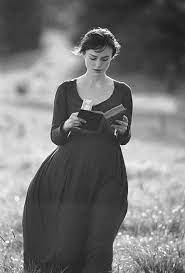L'anima di un individuo risiede nei libri che legge.
Rinaldo Sidoli
#InvitoAllaLettura  #VentagliDiParole