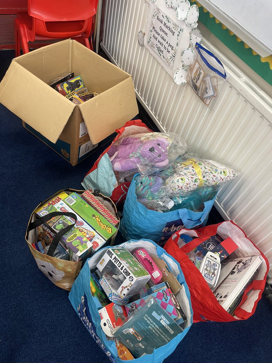 MissSargent8's tweet photo. Want to say a MASSIVE thank you to @ToyboxProjectUK for the fantastic donations for my school. The children were SO excited when they saw all of these bags this morning! Please check them out as everything is FREE for schools&amp;community groups etc and they work so hard! Diolch x https://t.co/zCa2dAsRV9