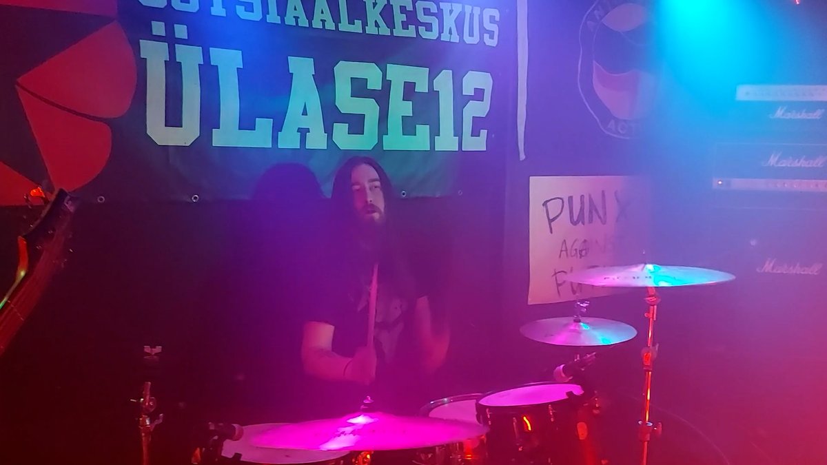 menetettymaa1's tweet photo. 3 songs from our last gig: https://t.co/aq2A8fOhVN (subscribe to the channel, it doesn't cost anything) by @beer_punks 
 #punkrock #hardcorepunk #punkhardcore #finnishhardcore #finnishpunk #crustpunk #punk #readyforgigs #beer #punklife #punkasfuck #diylife #tourlife #metalpunk https://t.co/b8AZSzxM10