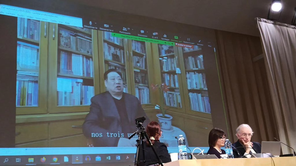 Allocutions données par M. Jean-François Huchet <a href="/Inalco/">Inalco</a> , Mme Stéphania Giannini de <a href="/UNESCO/">UNESCO 🏛️ #Education #Sciences #Culture 🇺🇳</a> , M. Stéphane Berthet de <a href="/UNIGEnews/">Université de Genève</a> <a href="/unige_int/">UNIGE International</a> , professor Li Yuming de <a href="/BLCUinfo/">北京语言大学 BLCU Beijing</a> lors du colloque « Langues en ligne » organisé par <a href="/Plidam_Inalco/">Lab. Plidam Inalco</a>