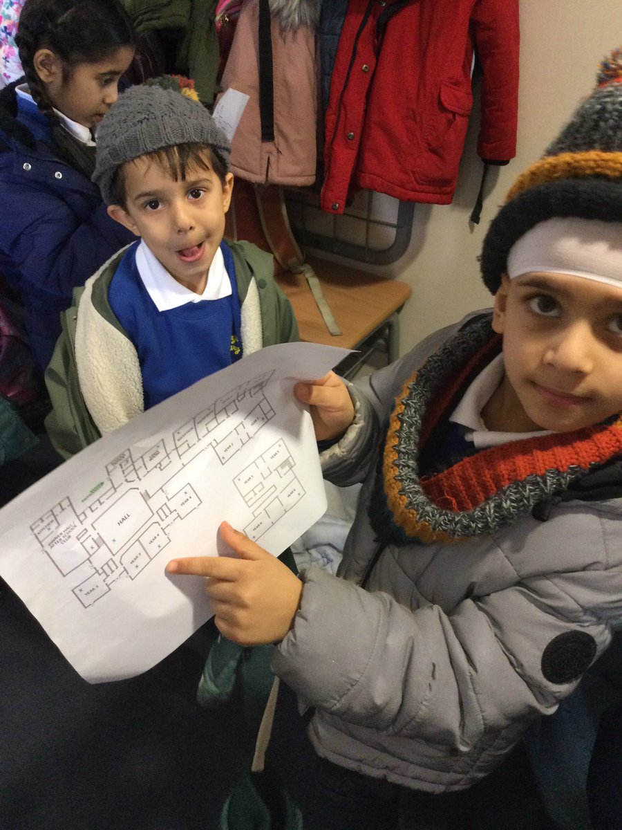 gfprimarycov's tweet image. This week Reception have been learning all about maps and how to use them. To try out our new skills we had a go at directing ourselves around school with a map #GFReception #mapdetectives 🗺