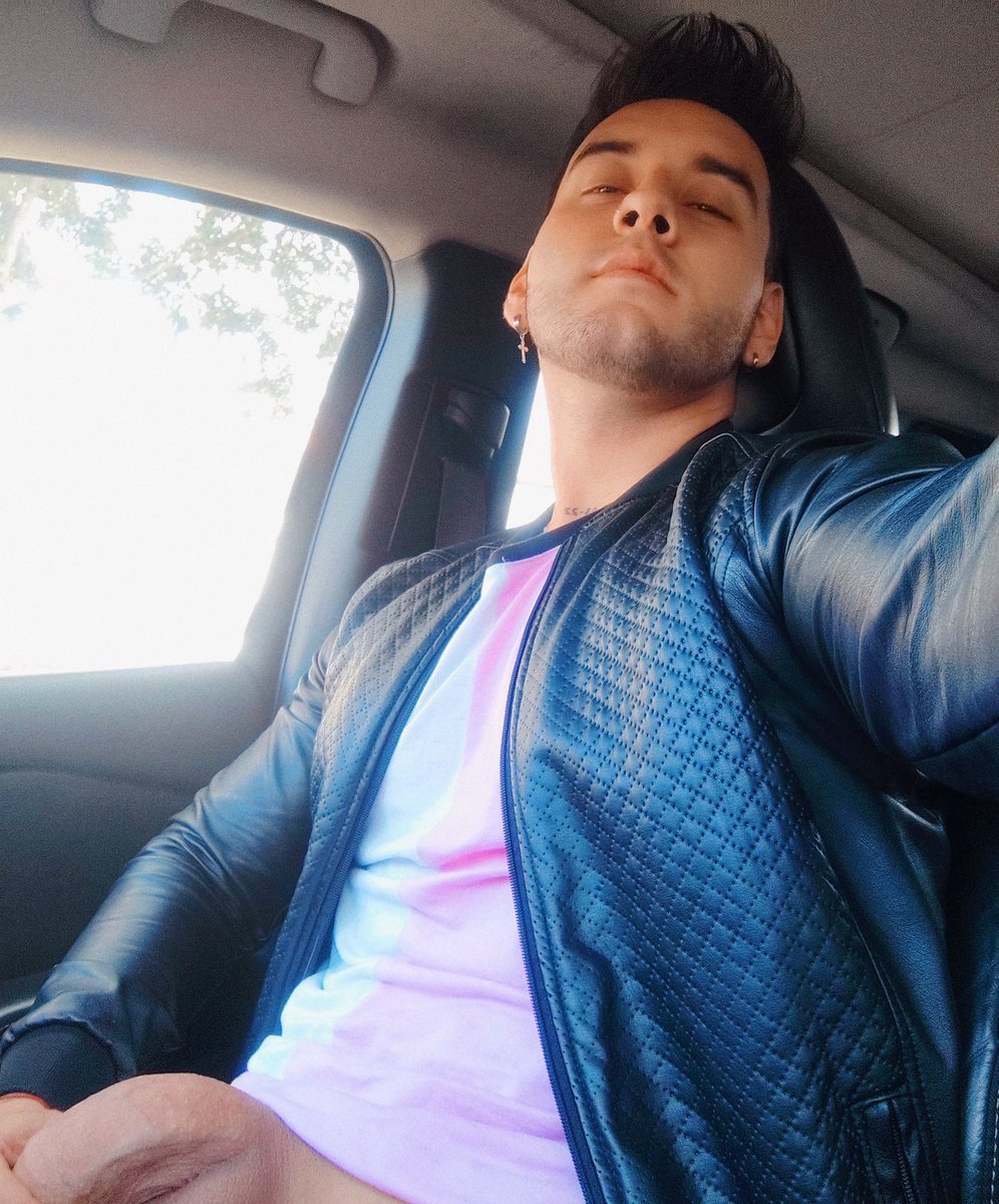 jeffer_sotelo's tweet photo. Y si te sientas mientras conduzco?
😏 https://t.co/Th3rhlYthn https://t.co/kDjTgfP8Ot