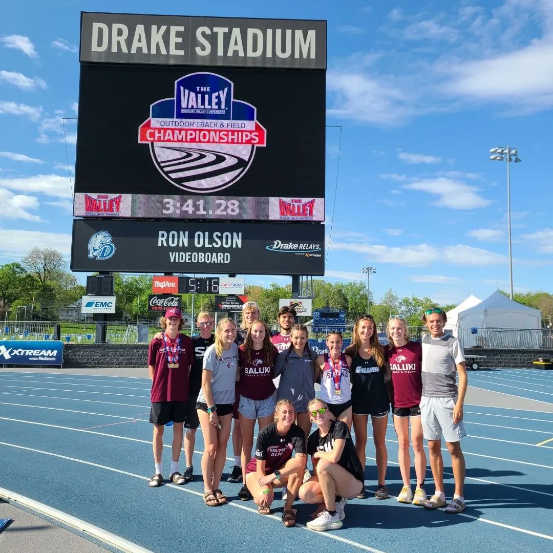 siu_ag_sciences's tweet photo. Student Spotlight: Rachel Anderson

Rachel is from New Philadelphia, Ohio majoring in animal science. She appreciates how encompassing her degree is. She also enjoys being an SIU XC and Track &amp; Field Runner! 

Thanks for being a part of our #SalukiFamily, Rachel! 🐾 https://t.co/jwEHQt3D1j