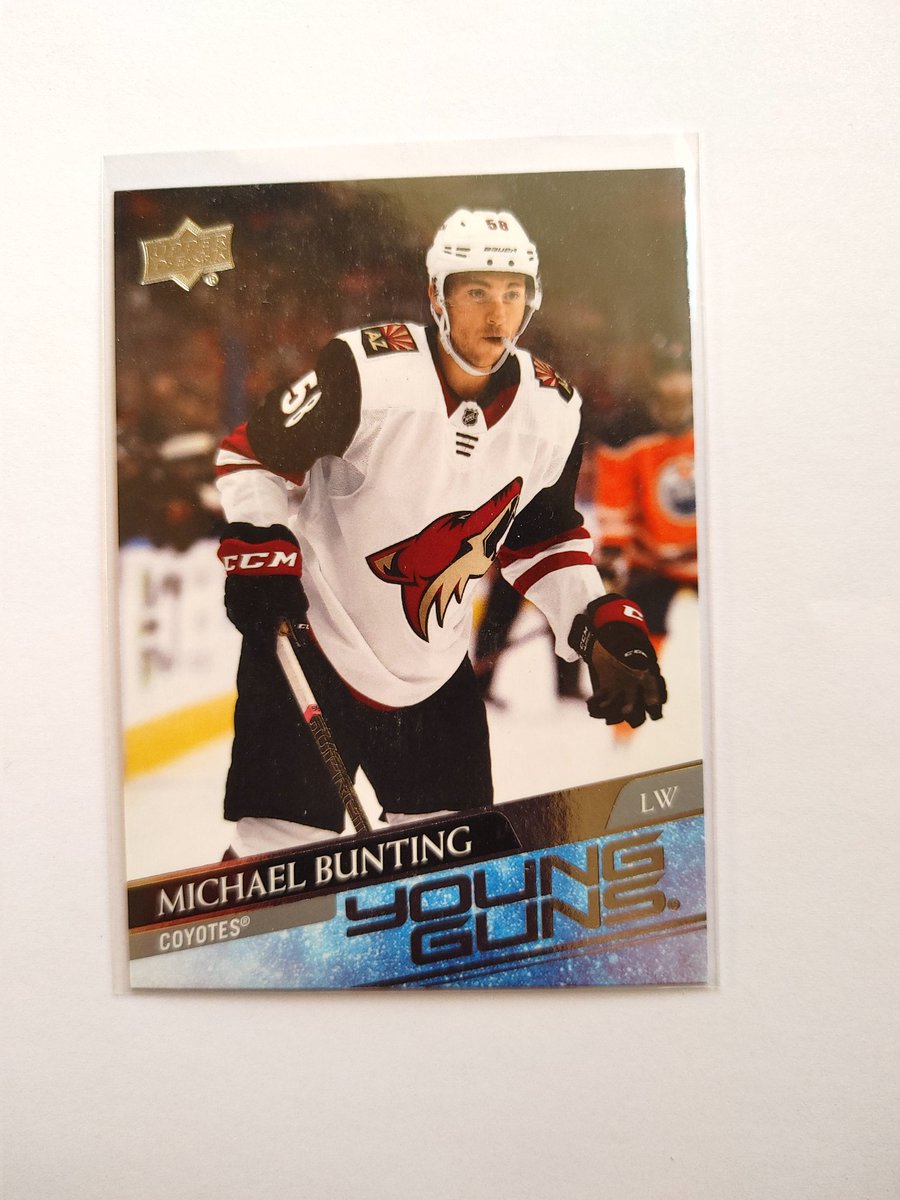 SubwayOperator's tweet photo. #Mailday #BuntingProblem https://t.co/S92wdkYBDW