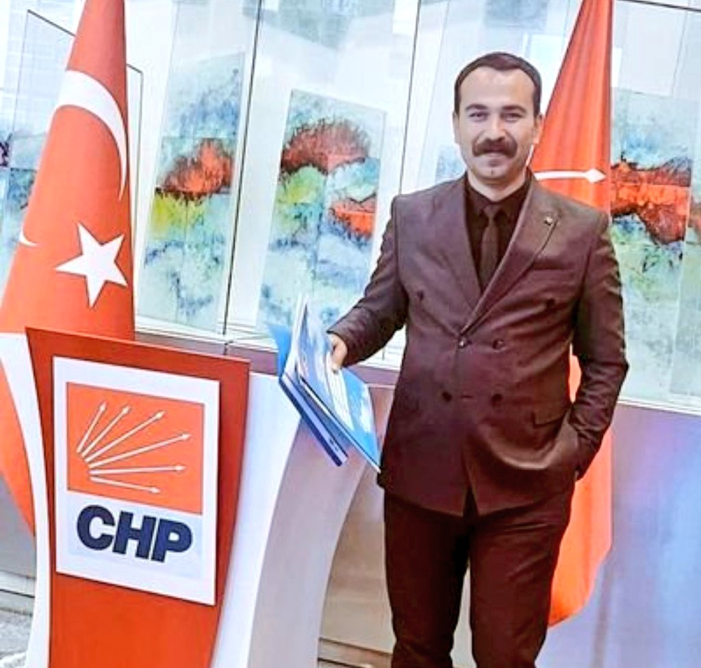 Bozova'mızdan CHP Şanlıurfa milletvekili aday adayımız sayın <a href="/MuhittinKeyaog3/">Muhittin şahin</a> 'e başarılar diliyorum. 

#BenimOyumKEMALe