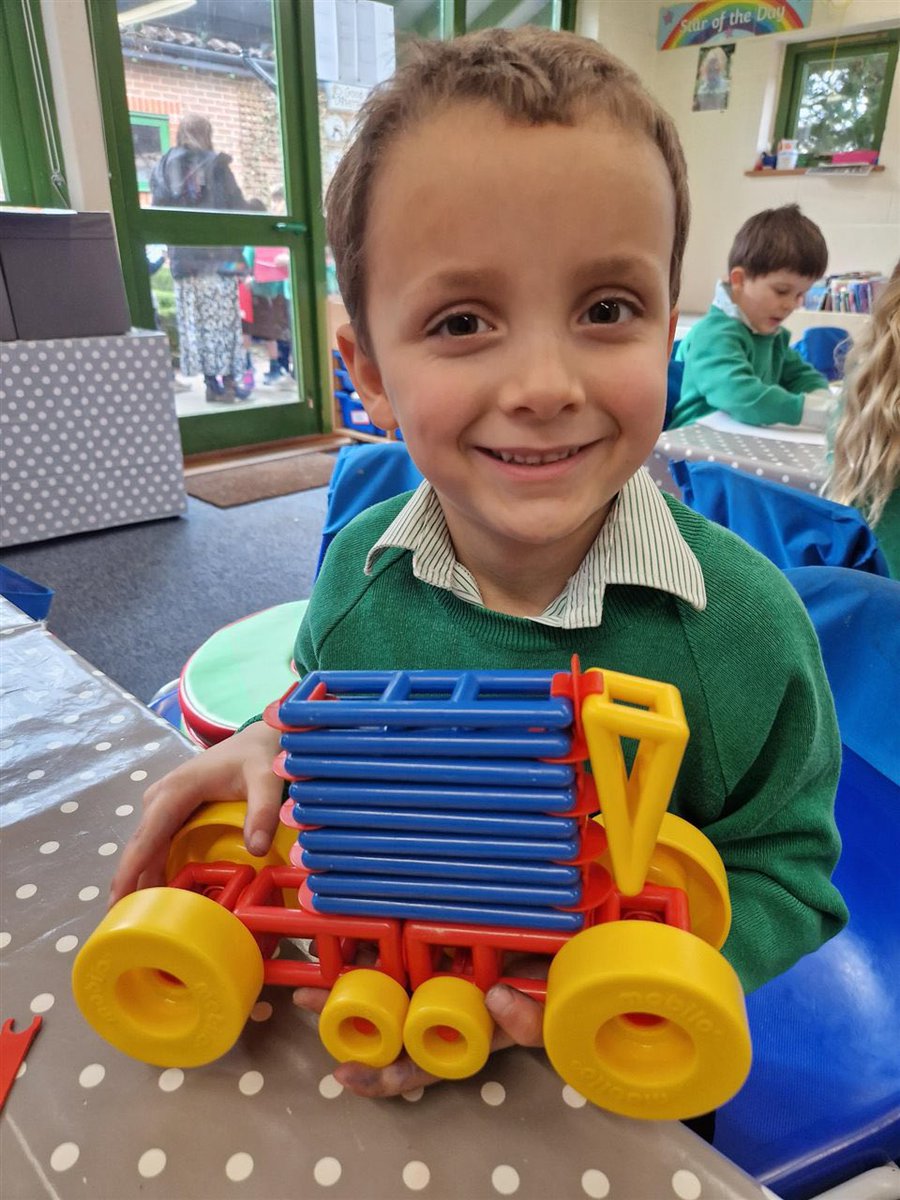 Creating models with their friends at break #Duplo #Lego #Creativity <a href="/ThorngroveLower/">Thorngrove Lower Sch</a>