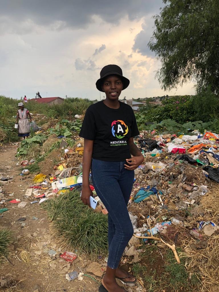 apostolic_james's tweet photo. It is very disgraceful and Very Painful To Witness What is Happening in our communities and the Unhealthy environment our people find themselves living under
#RefuseRemoval
@asivikelane
@Mangaung_Metro https://t.co/6VUkgqNywl