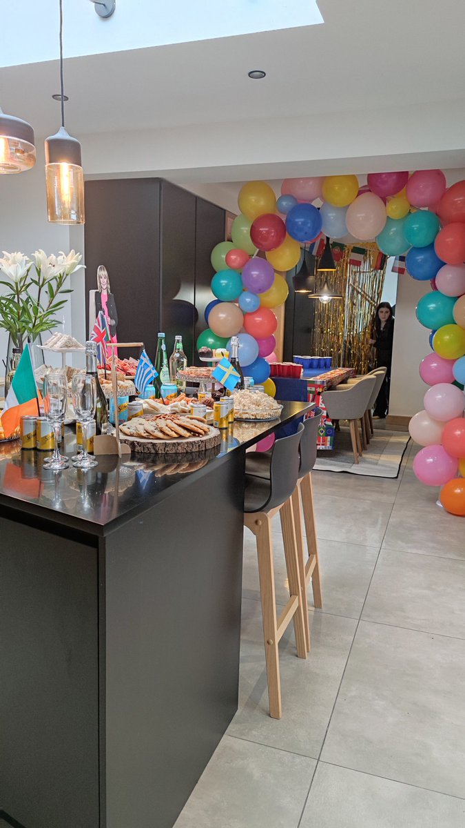 Monday was one of those 'I love my job' days and also one of those 'how on earth do you explain this to relatives?!' days! Here's a sneak peak of a VERY exciting campaign we're working on atm 🎤 

Featuring a sneaky <a href="/chrtyswls/">charity 🐆</a> 👀