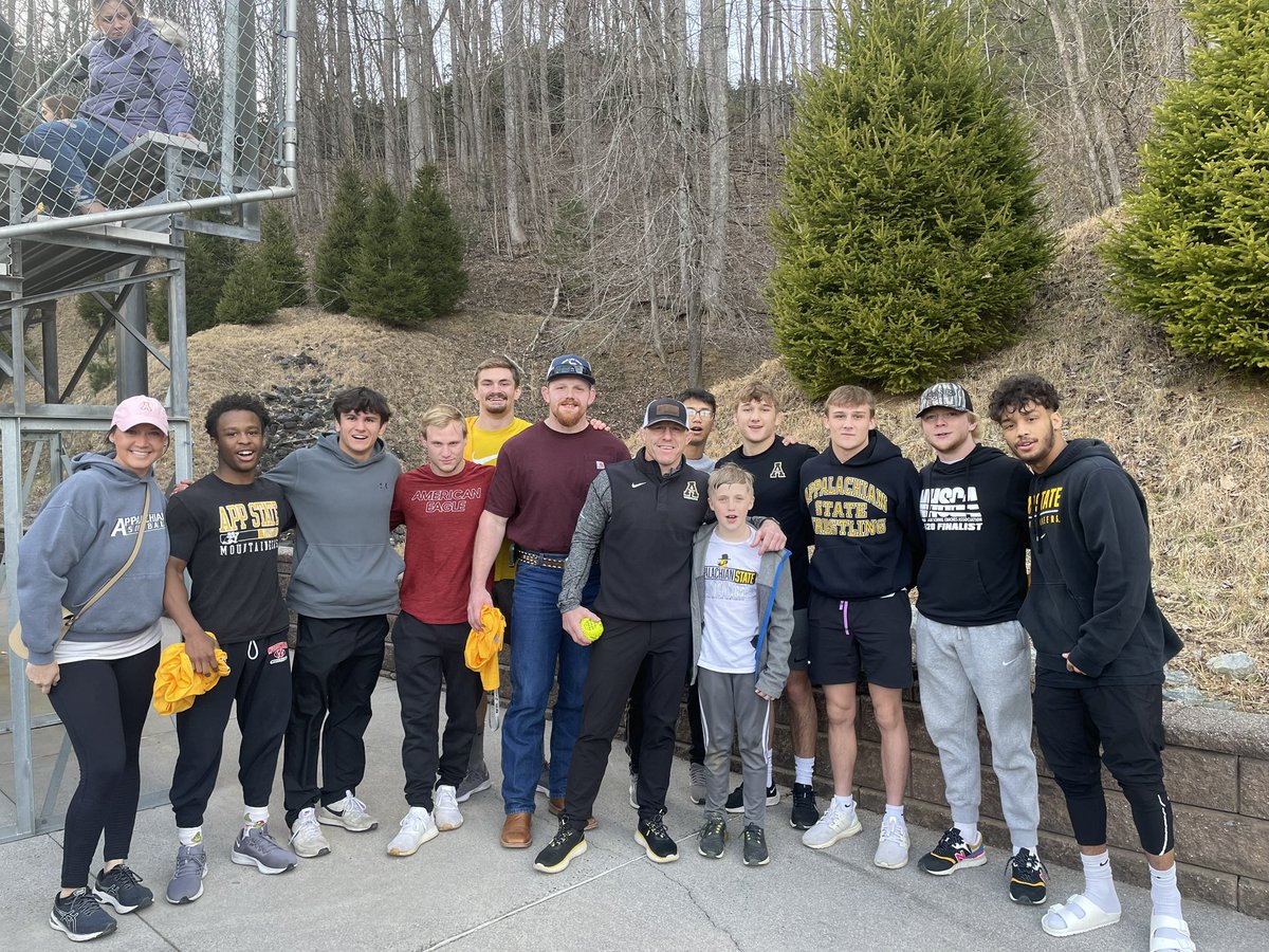 AppWrestling's tweet photo. Thanks to @AppStateSB for having SoCon Coach of the Year @CoachJMBentley out to throw the first pitch this week!
#ReAchTheSummit https://t.co/HR2bDHt5NL