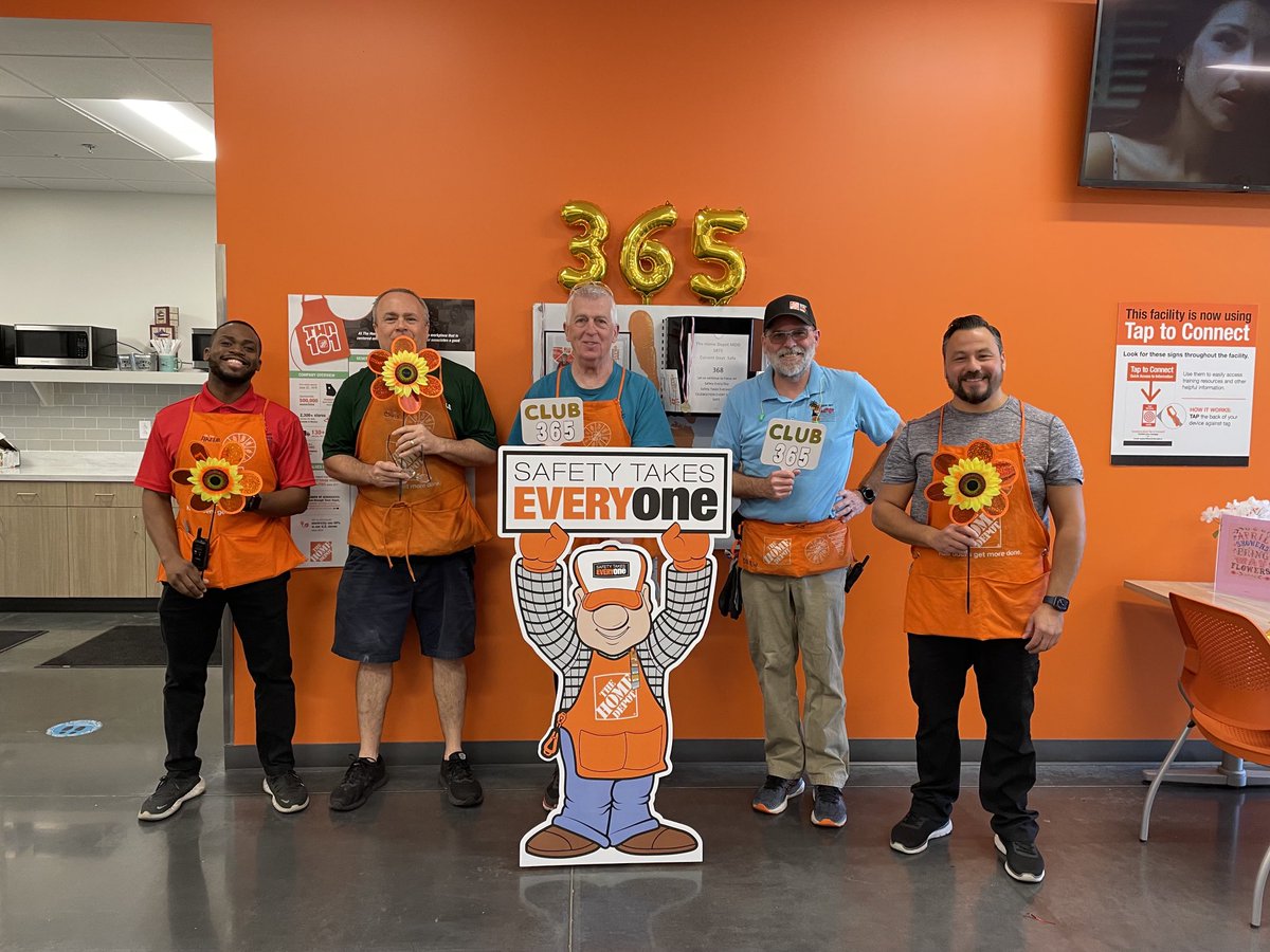 Becky Newsome tweet media