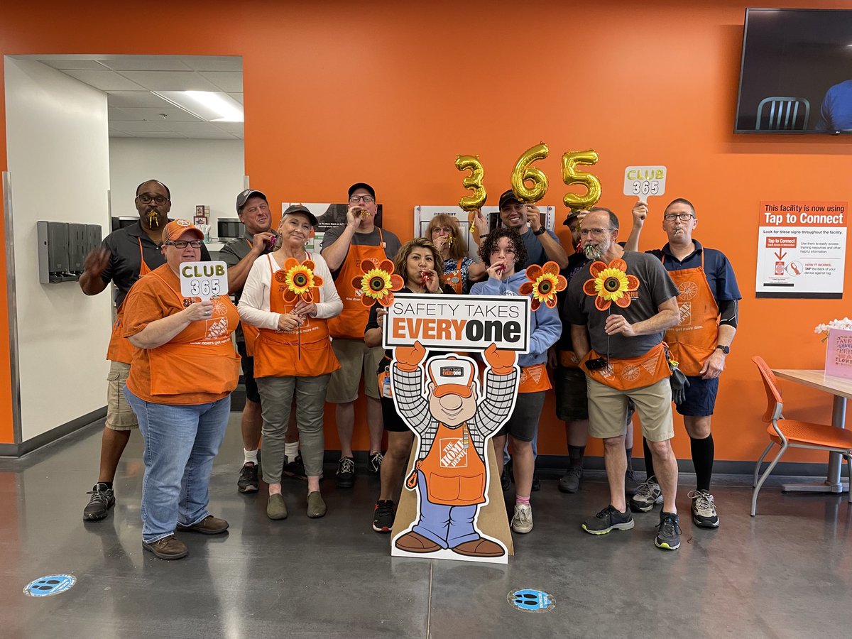 Becky Newsome tweet media