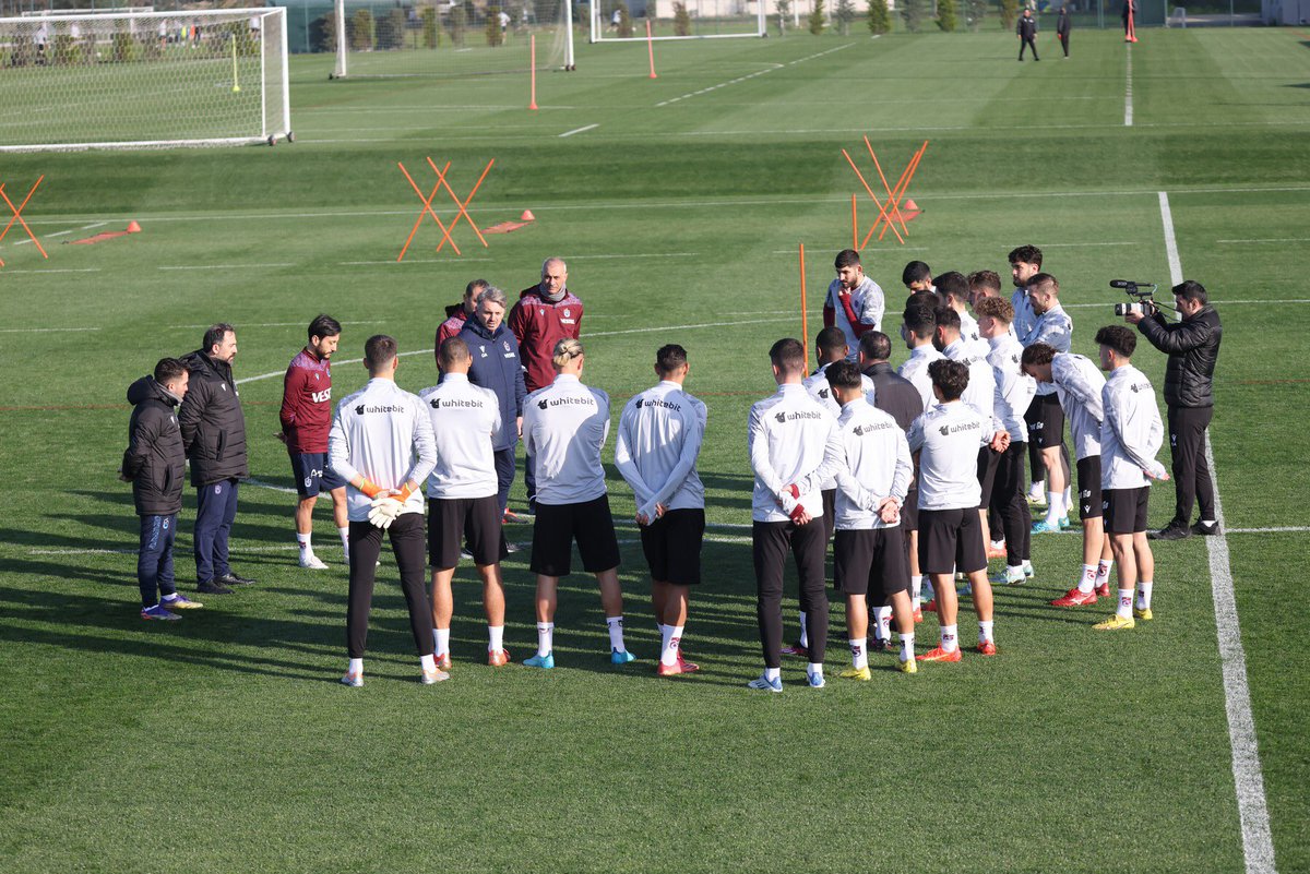 Antrenörümüz Orhan Ak yönetiminde Kayserispor maçı hazırlıklarımız devam ediyor.
