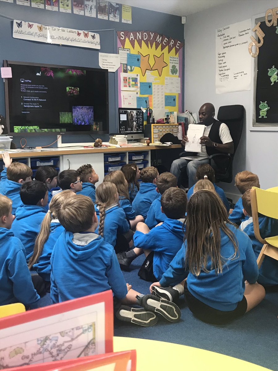 simonadepetun's tweet photo. Absolutely thrilled to be installed as #patronofreading for a 3rd school. Iβm humbled grateful thankful to be given this opportunity to follow my dream and help inspire and motivate the next generation of creative writers authors storytellers whilst promoting reading for pleasure https://t.co/0bdqWCMvBf