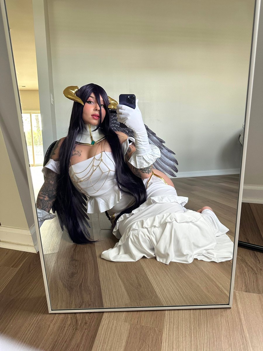 BadassMommy on Twitter: "Albedo W"