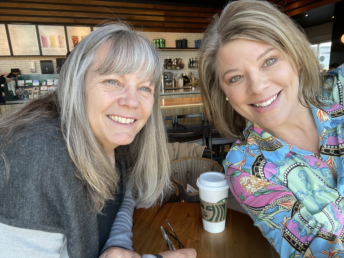 kimberly_yeg's tweet photo. ☕️ Coffee with @lotstodosue this morning. ❤️

She’s an incredibly smart, driven, and authentic human.  Go #voteforsue 
@AlbertaParty #yeg #yegvote https://t.co/lIo4xn3U2A
