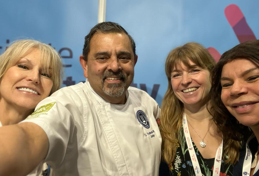 IoH_Online's tweet photo. What an amazing 3rd &amp; final day at the @HRC_Event 
It was amazing to talk to non-members &amp; members including @chefcyrustodiw1 FIH, @monica__or FIH, @Neel_Radia FIH, @JessHospitality AIH, Mike Deegan FIH &amp; more.
Thank you to everyone who popped by to say #imin.
#HospitalityFamily https://t.co/LZEZkSVOK0