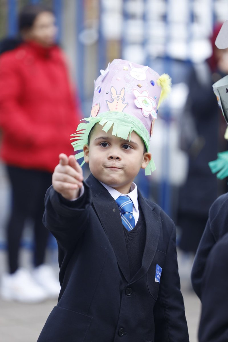 Rowens_Trust's tweet photo. Our pupils at @rosedaleprimary had an egg-cellent time at their Easter Bonnet Parade and Easter Performances this week! 🐣

#easter #easterbonnet #easterperfromances 
 #rosedaleprimary #therosedalehewensacademytrust https://t.co/kuXBBdw33e