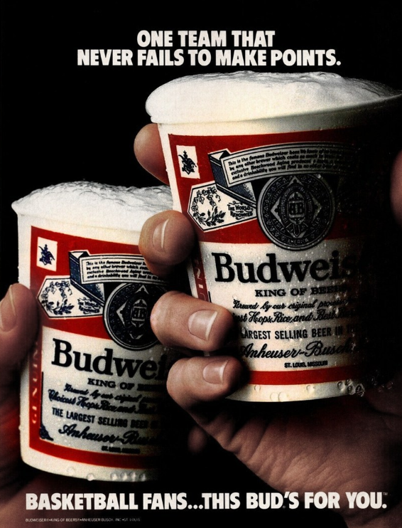 HeidelbergBuds's tweet photo. It's basketball season AND #WaybackWednesday, so we felt this was fitting. #thisbudsforYOU @budweiserusa 

#budweiserusa #ballislife #collegeball #wereplayingbasketball https://t.co/strxtwLflS
