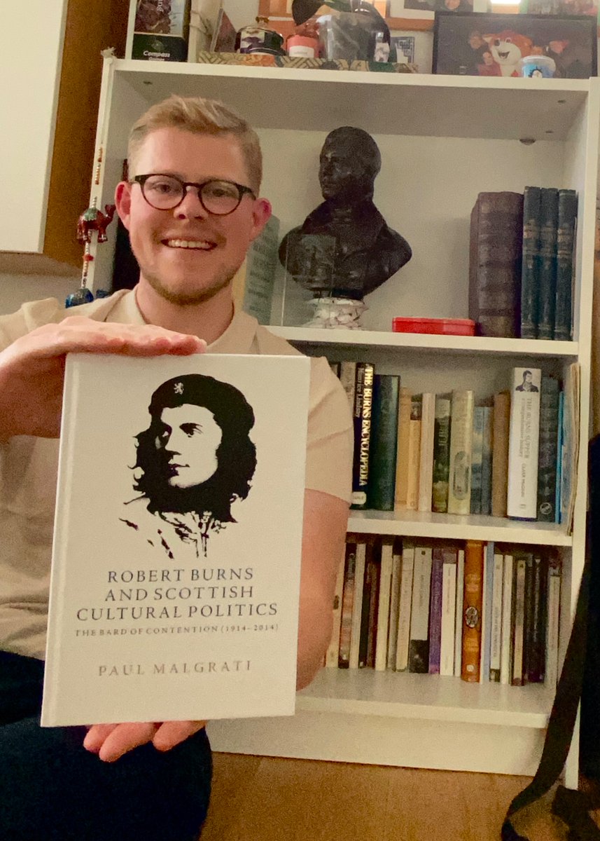 paulmalgrati's tweet image. A new addition to my Burns shelf…except this time it’s my own book!
Dedicated ‘À l’Écosse’ 🇫🇷🏴
So many hours, so many years of work - so strange to hold it in my hands!
Hope folks enjoy it! Orders available from @EdinburghUP website or see below for link and discount 👇