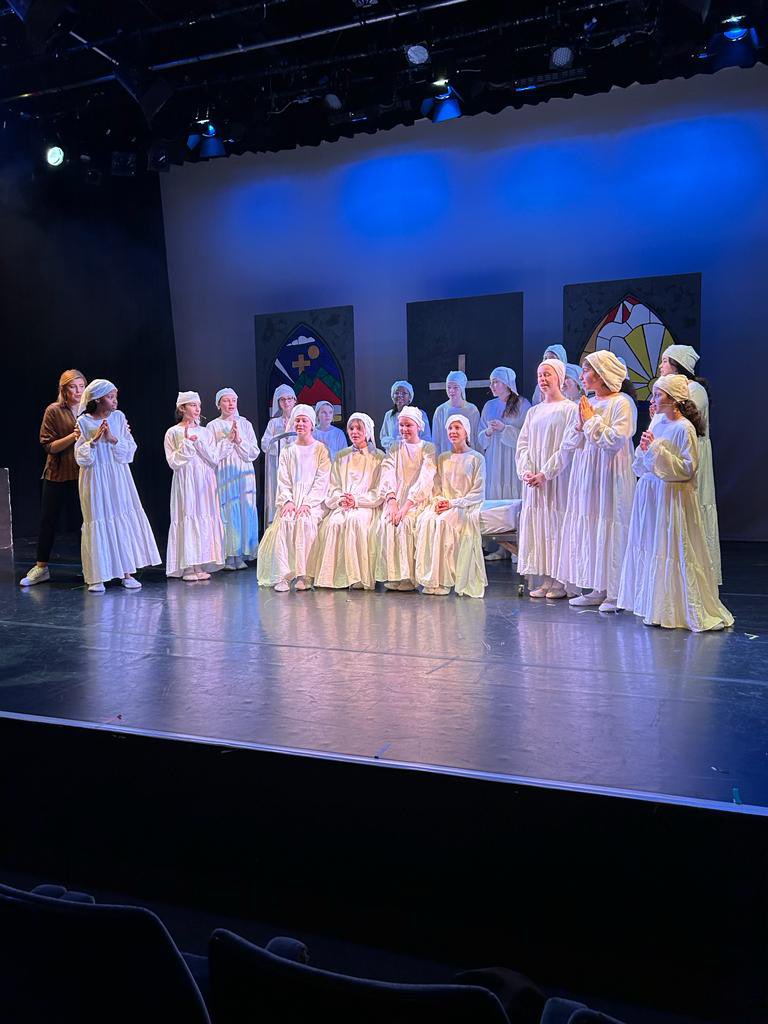 staugustinesp's tweet image. SHOWTIME! Wishing all the cast, crew, directors and musicians the best of luck tonight in their fabulous performance of Sister Act: The Musical. 🤩☘️🎤🎶🎭
Shows tonight, Thursday and Friday.
Book via: watermans.org.uk/events/sister-…