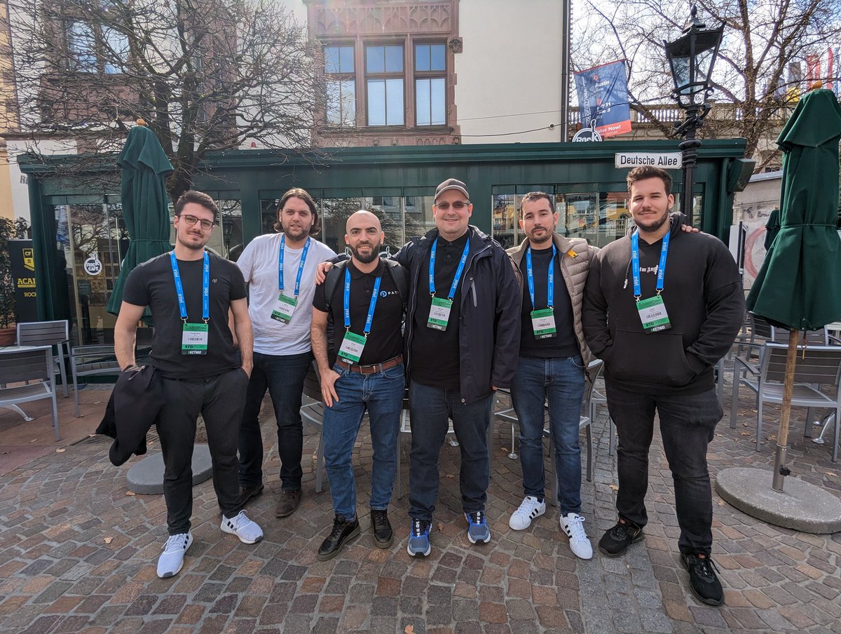 SkyLink Data Center tweet media