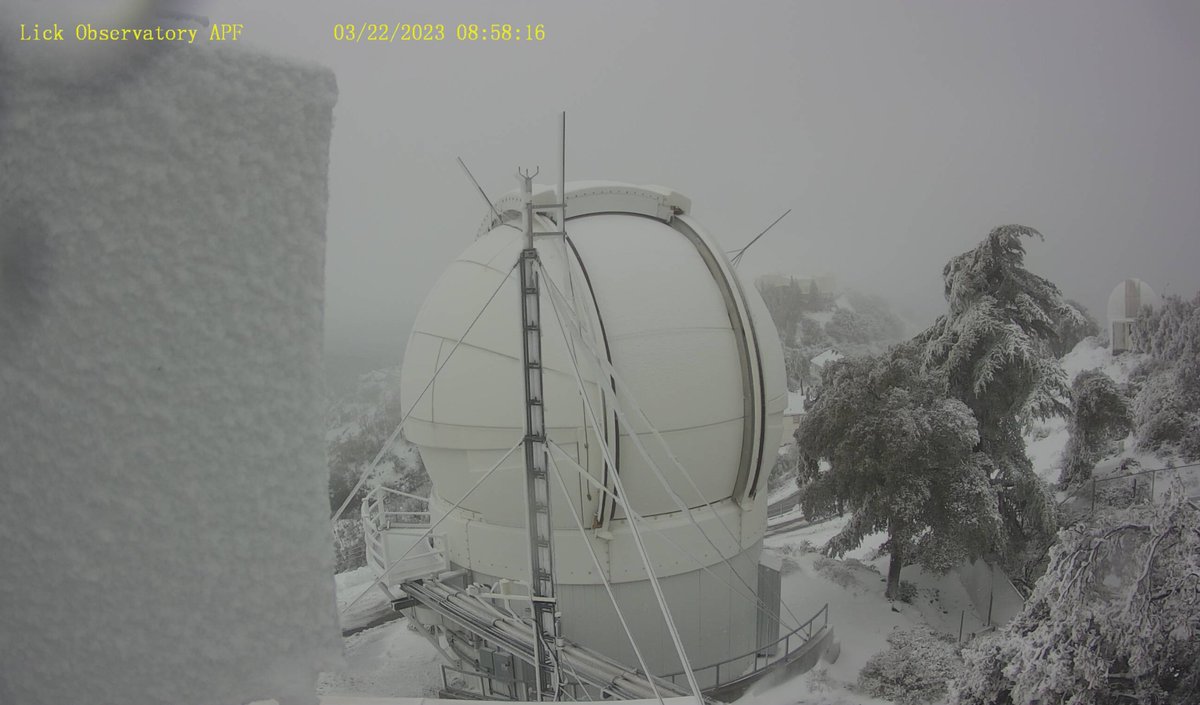Lick Observatory tweet media