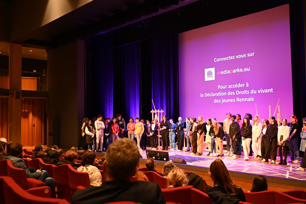 Les Champs Libres tweet media