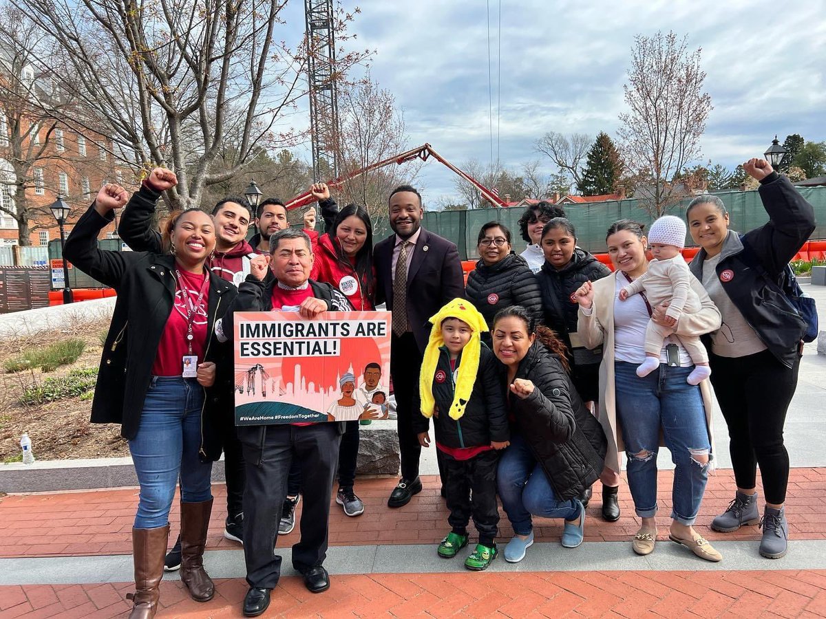 jeffrielongjr's tweet photo. I will always our support immigrant communities. My voting record and actions will continue to speak for itself! @casainaction_org @casa4all @casa_pgc #ImmigrantRights #WorkingforMD #Leadership #27B #CASA https://t.co/79CupbfnZa